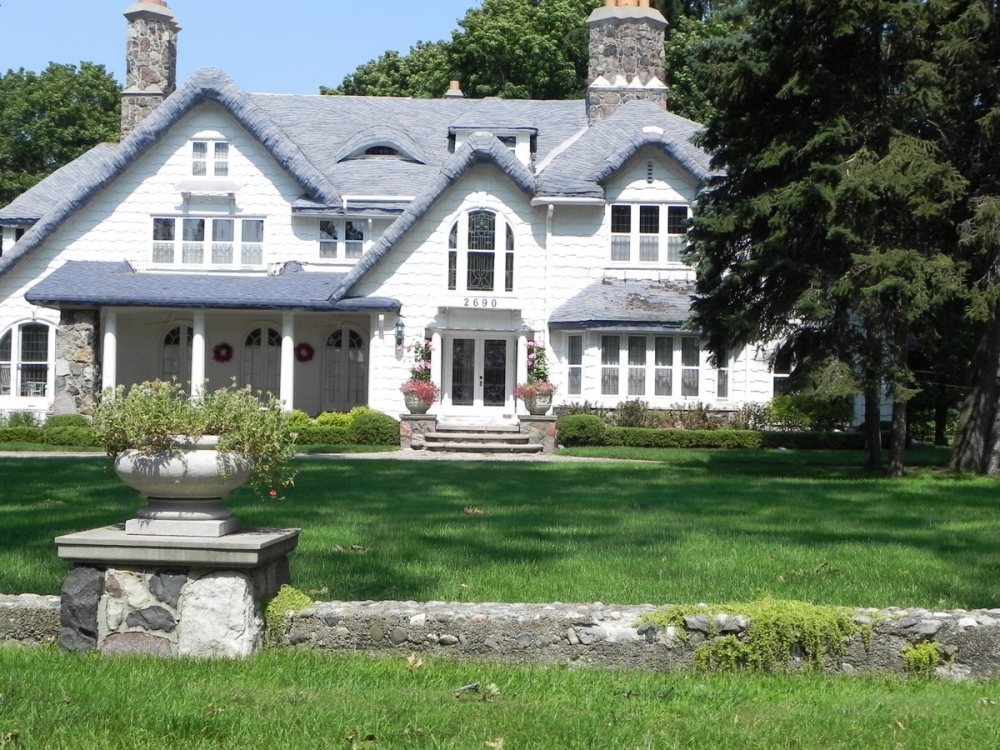 Pine Lake West Bloomfield Michigan